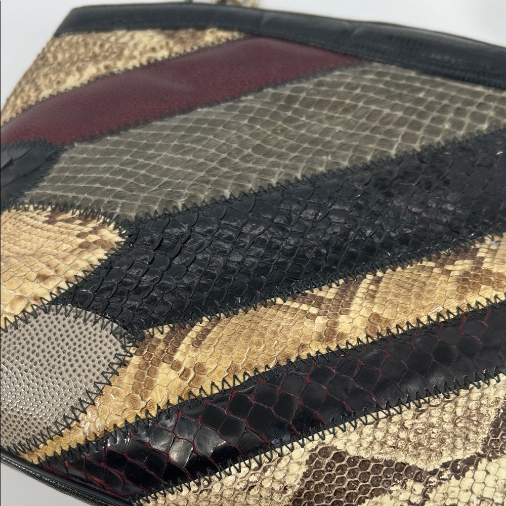 Elegant Patchwork Crossbody Bag - Picture 16 of 16